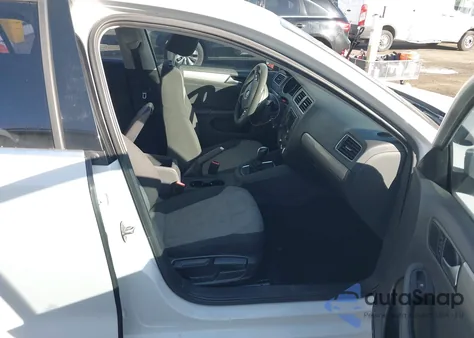 2017 Volkswagen Jetta 1.4T S z USA, uszkodzony, nr VIN 3VW2B7AJ8HM347584